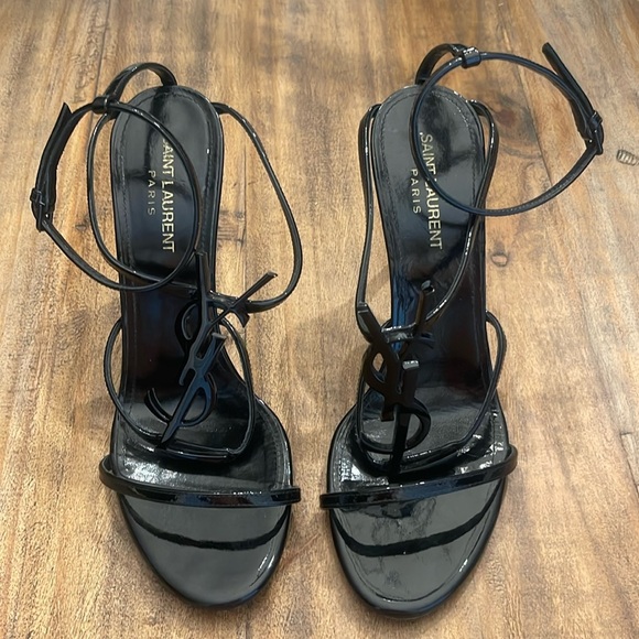 YVES SAINT LAURENT YSL OPYUM BLACK PATENT ANKLE STRAP SANDALS - Picture 2 of 7